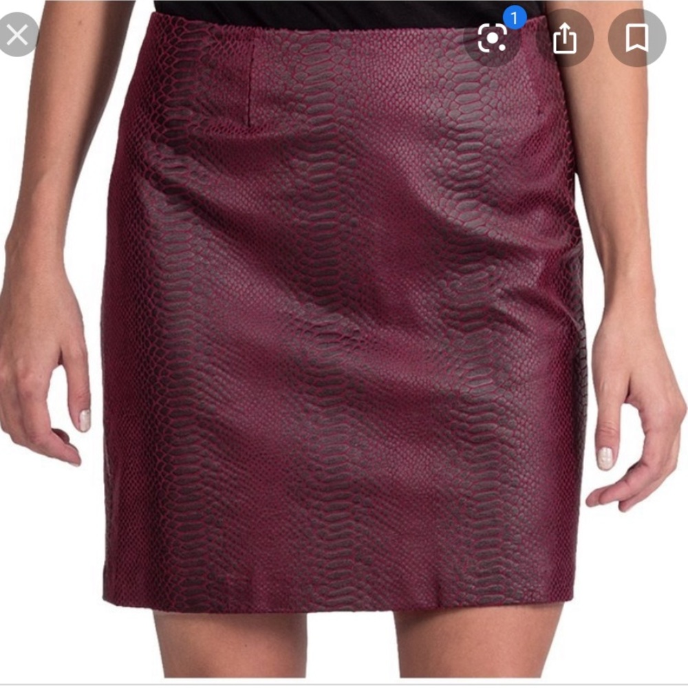 Amanda & Chelsea Snakeskin Print Skirt